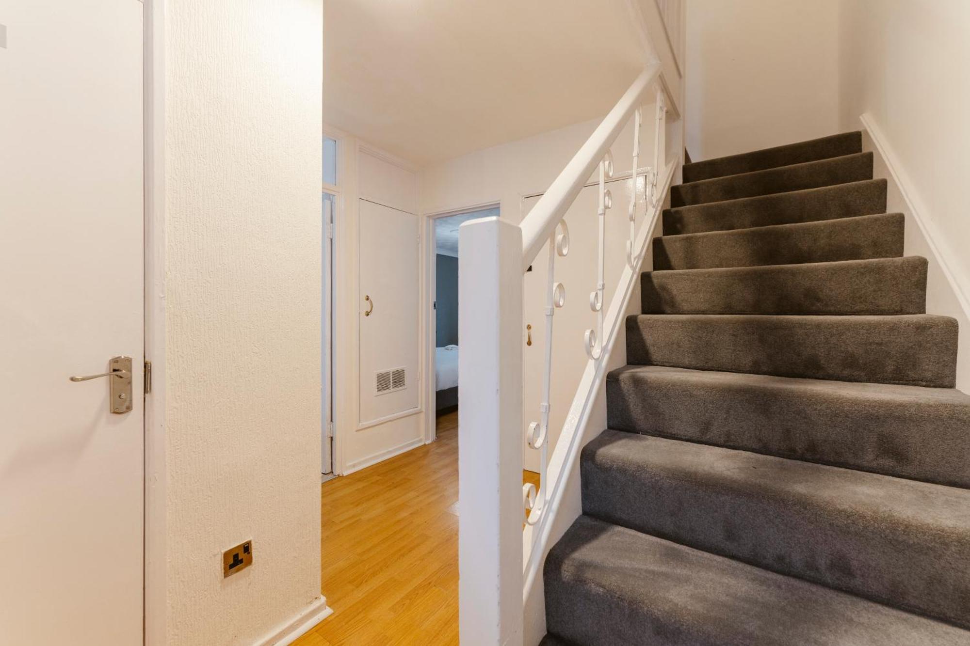 Stratford Great Rooms To Stay - 20 Лондон Екстериор снимка